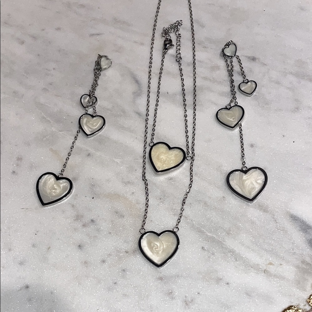 KC Chic Stainless Steel Cream Colored hearts set